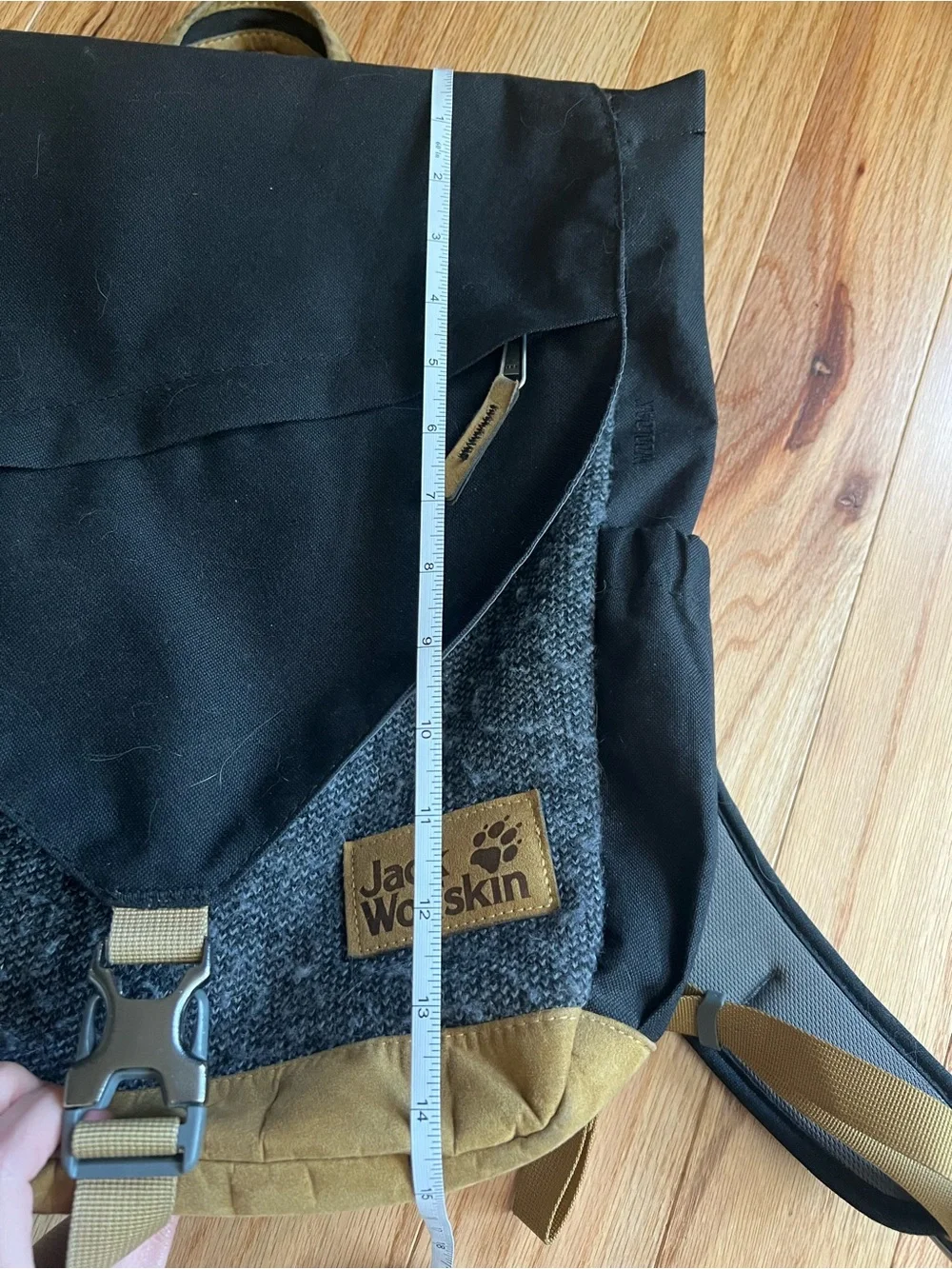 Jack Wolfskin black gray
